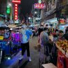 曼谷｜Yaowarat 唐人街/中國城/耀華力路 – 週末夜晚超級無敵熱鬧，道地美食小吃一條街！